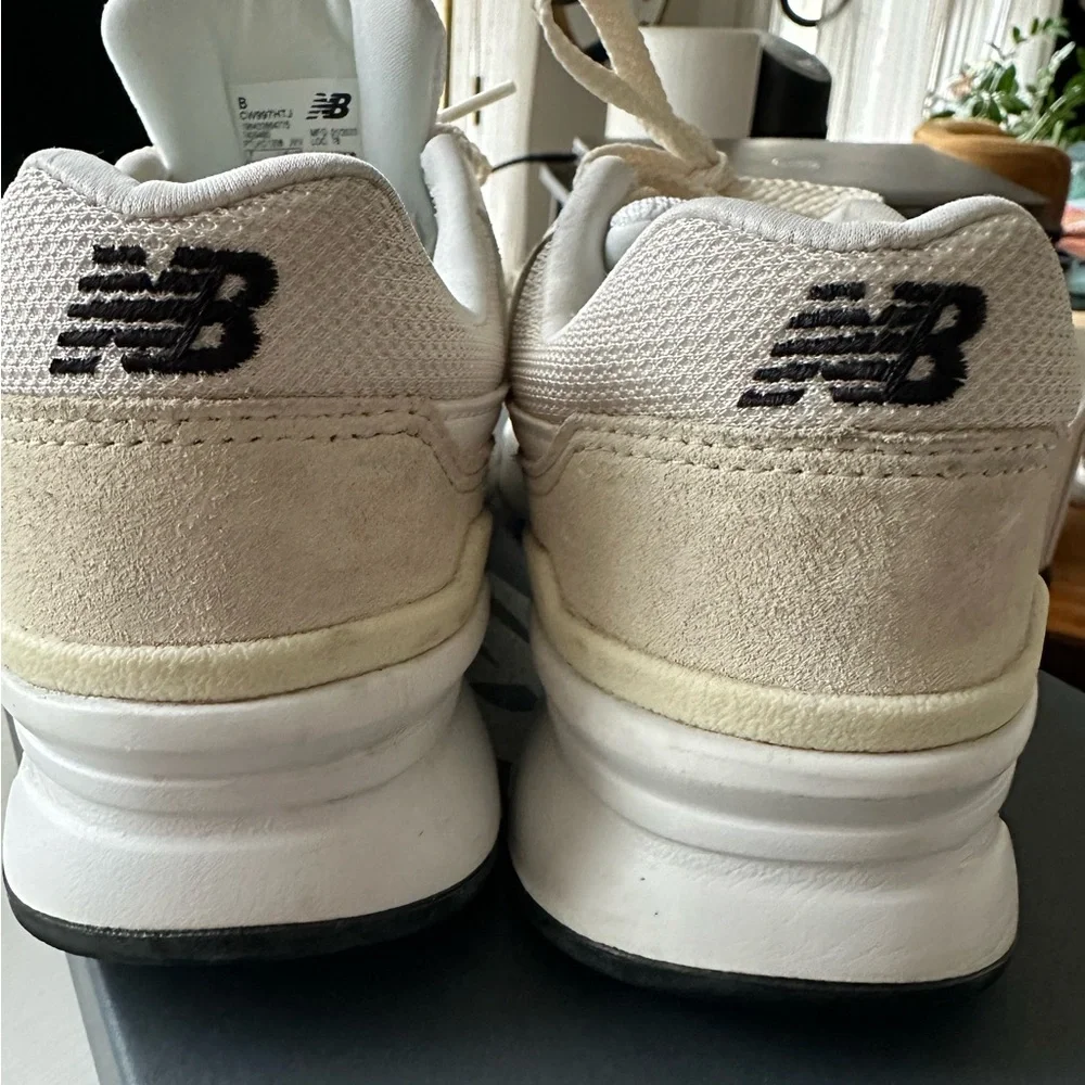 New Balance Women’s Shoes - Picture 5 of 10